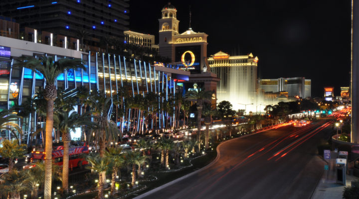 How to Get Up to 3 Free Las Vegas Hotel Rooms a Month