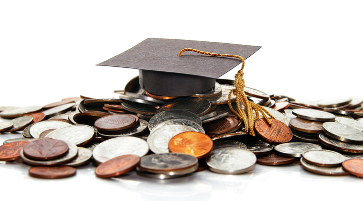 Blog Young Adult Money - common misconceptions about student loans